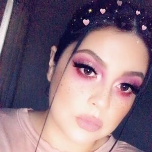 Meet your Posher, Mimi